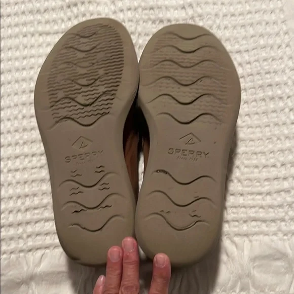 Sperry Brown Loafers Classic Slip-On Design - Picture 2 of 4